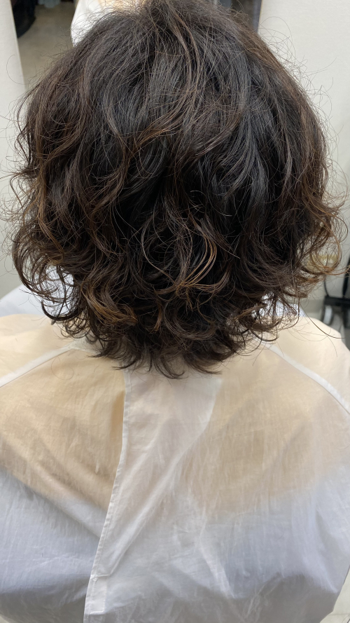 メンズパーマ 戸塚駅すぐの美容室 美容院ドーリーの村口です 灬